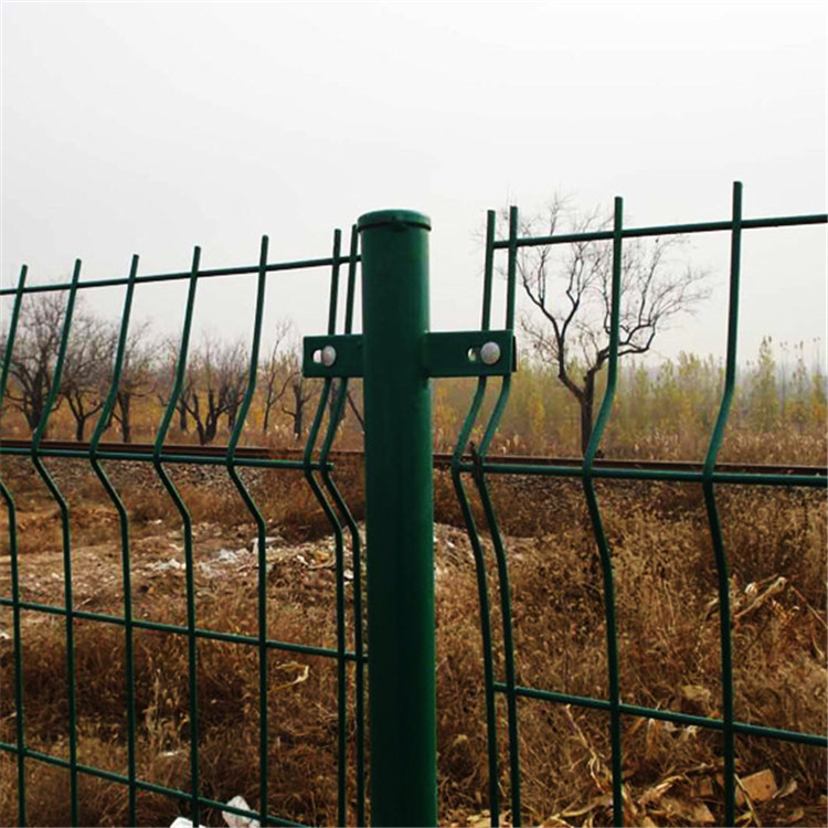 學(xué)校雙邊絲護(hù)欄網(wǎng)圖片1 學(xué)校雙邊絲護(hù)欄網(wǎng)圖片1